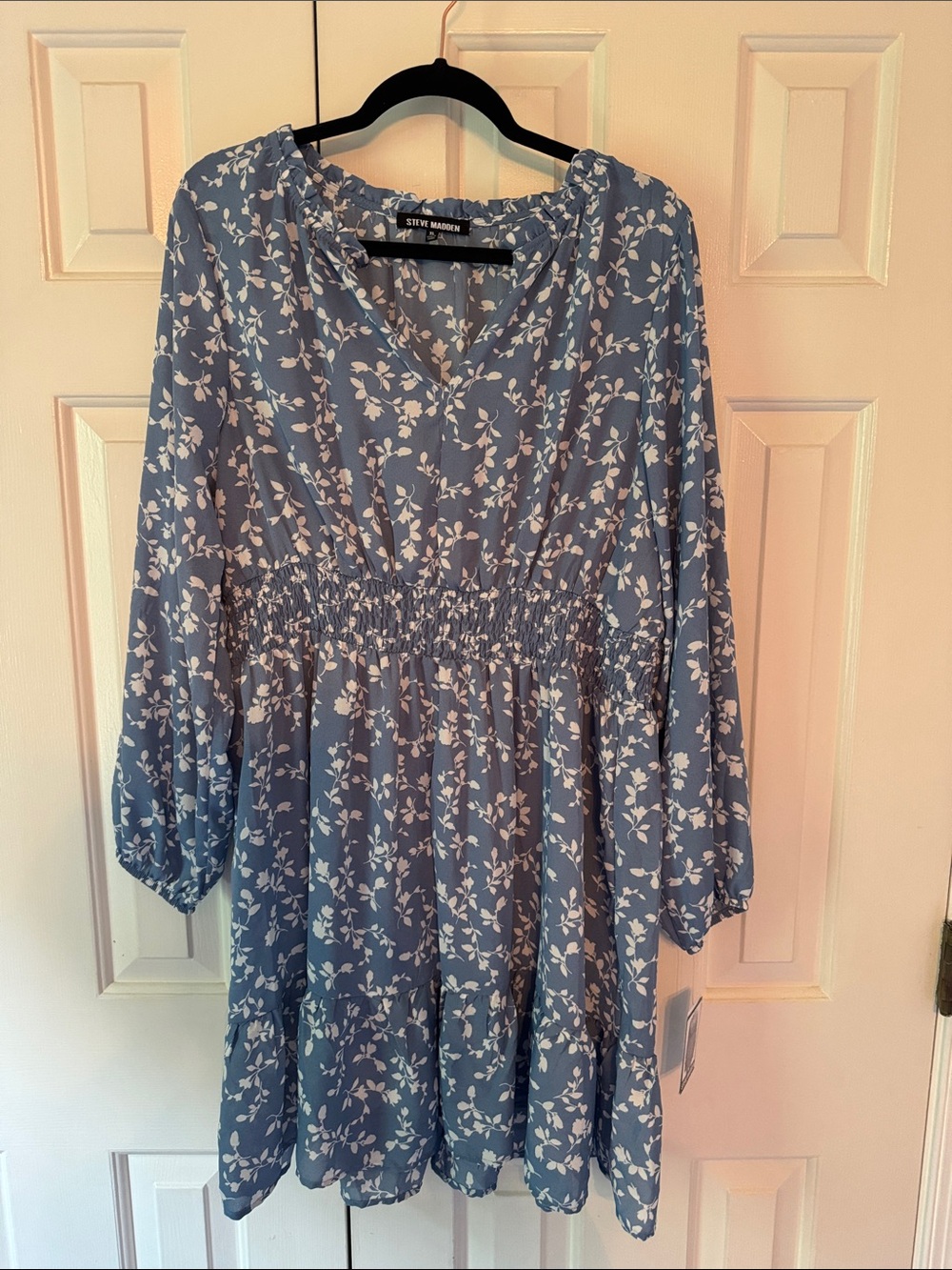 Steve Madden Blue Floral Long Sleeve Smock Dress